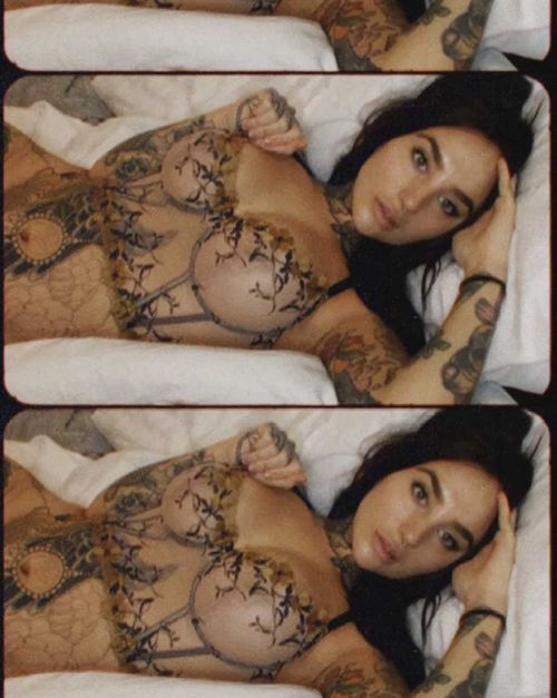 @pixiegibbons nude pixiegibbons nude