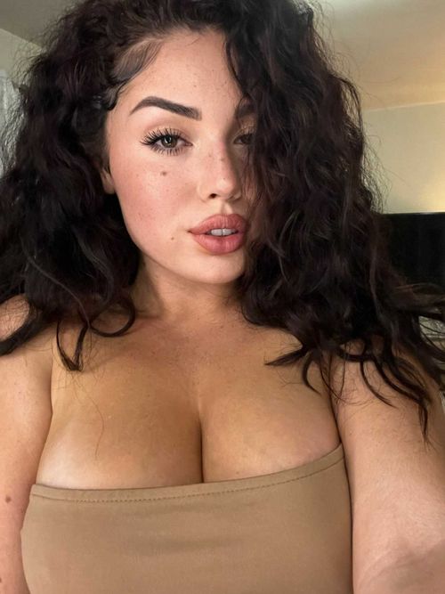 @playgirlcris