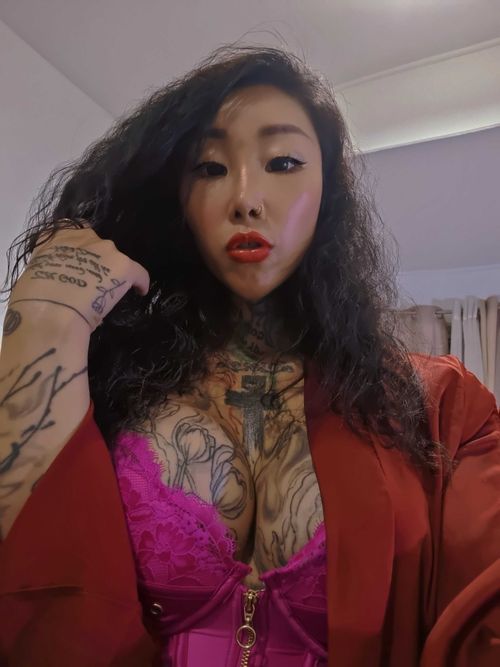 @playwithtayla