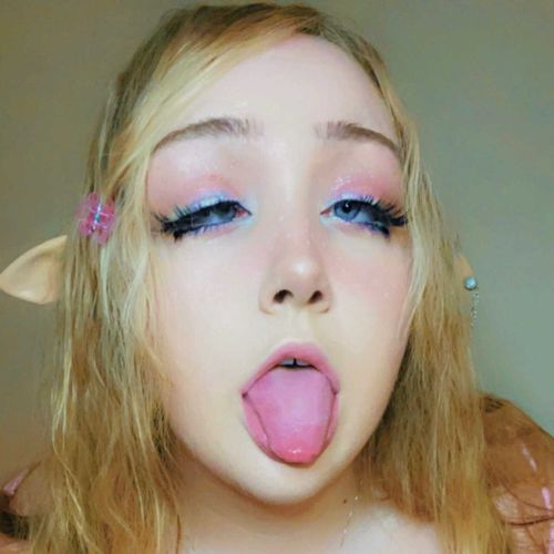 @poutprincessxx