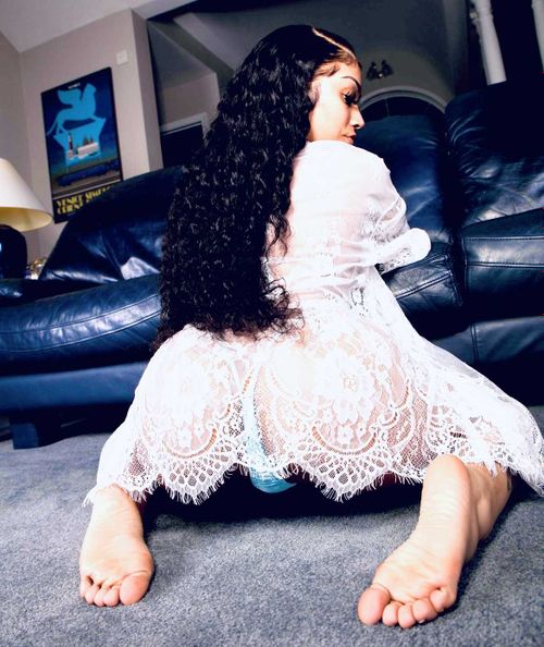 @prettypetitebae