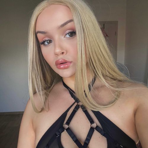 @adrikrystal