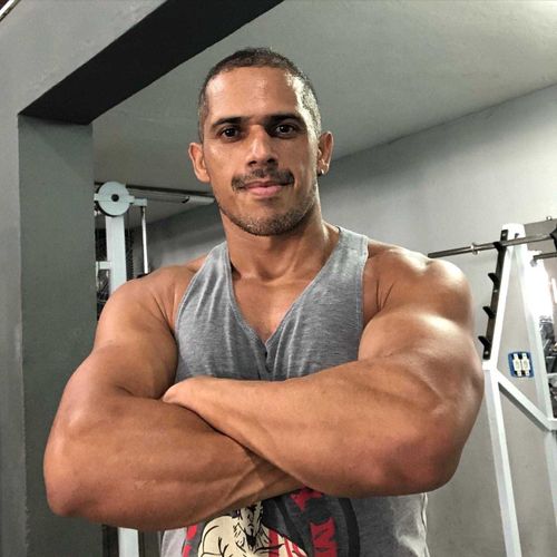 @atorjohnny
