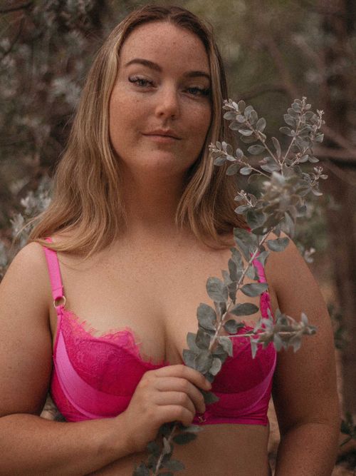@ava.hayes