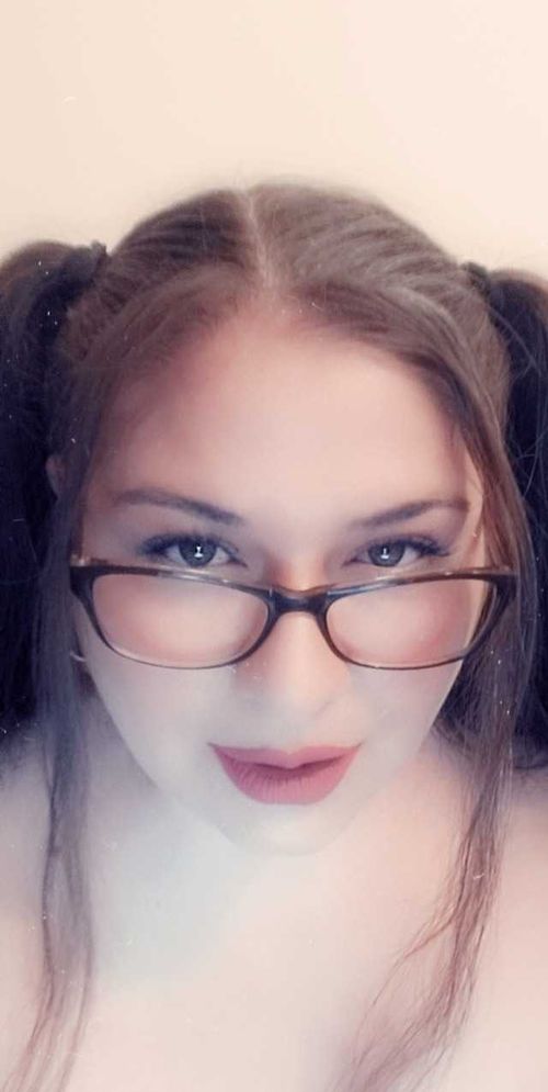 @bustysteffy