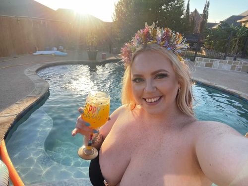 @bustyybriii