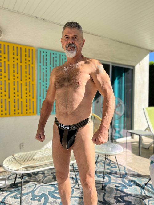 @daddythomasb