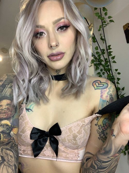 @heidifox