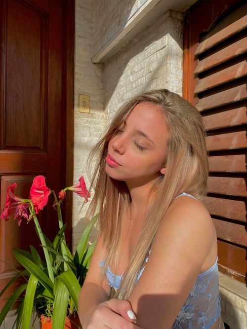 @honeygirlu