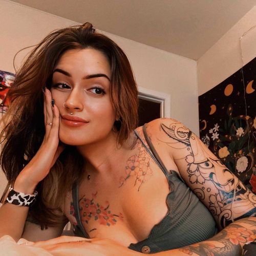 @juliaghooulia