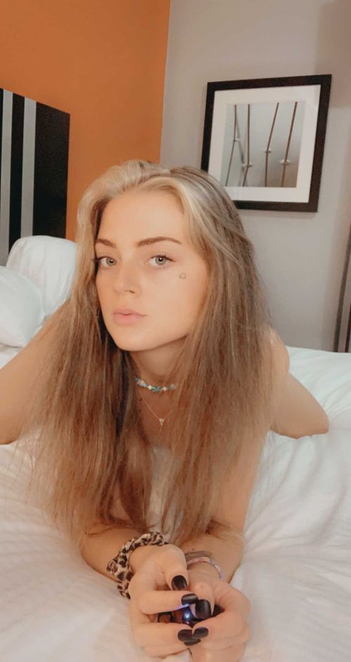@kdanielle1