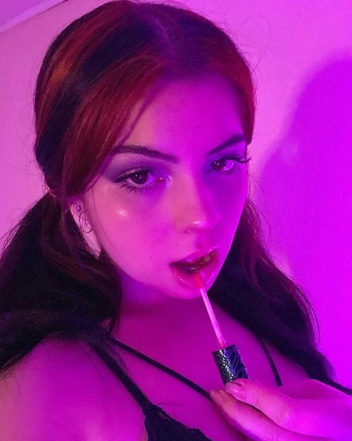 @kinekine02