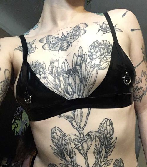 @laureliloveless