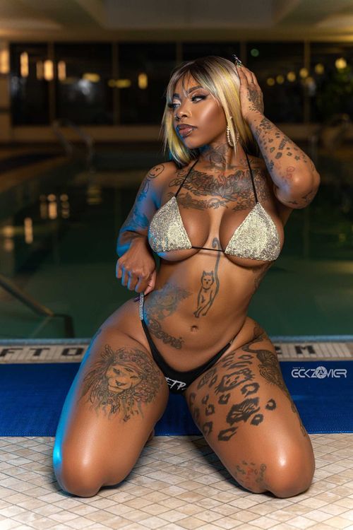 @naemoodz