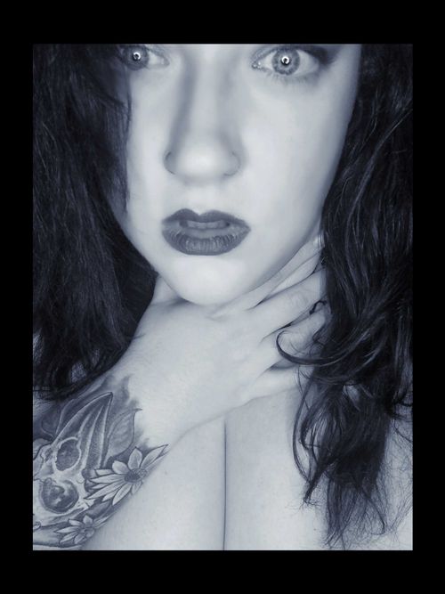 @nixzymonroe