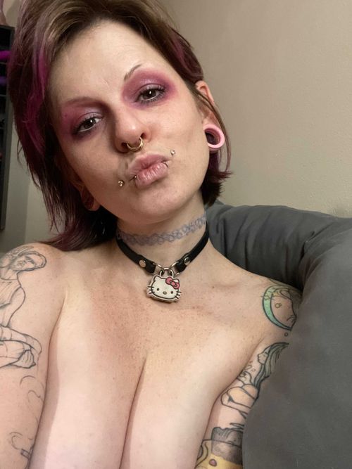@pixiekittbby