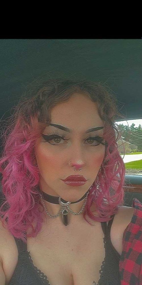 @queenmimi666