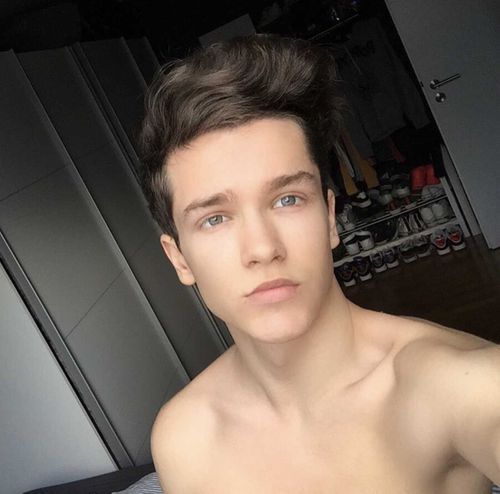 @rooobyxx