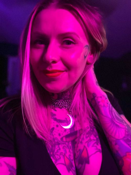 @sarahmontana666