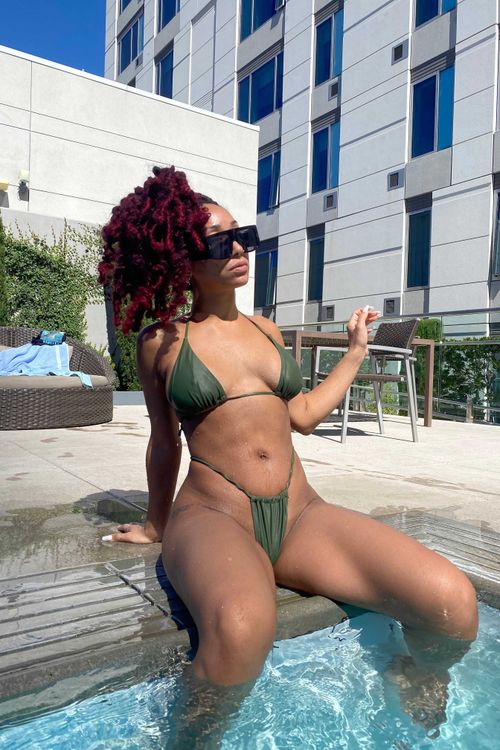 @straightmilfin