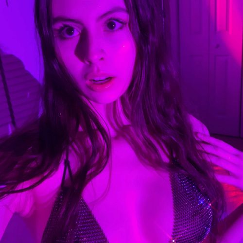 @theebelladonna