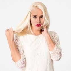 @theresalongo