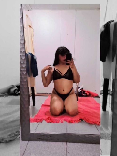 @trapsexdoll