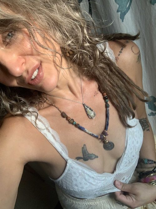 @u185093896