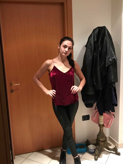 @u239396947