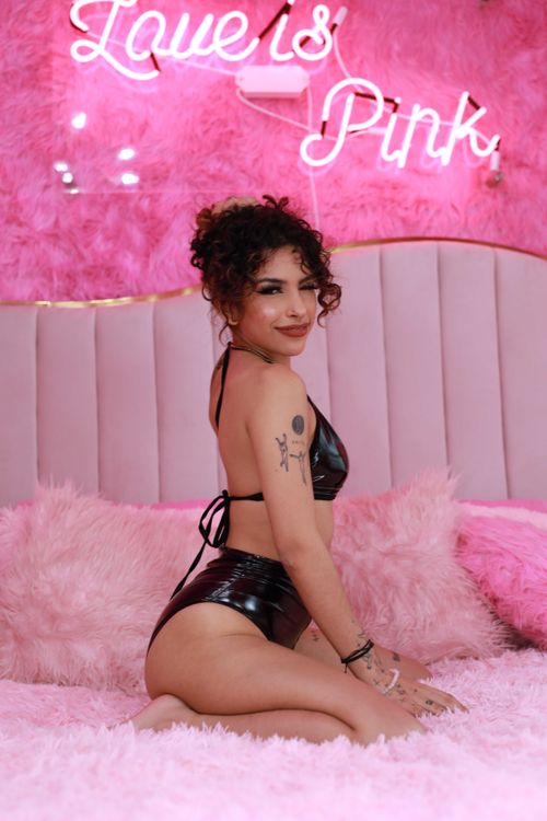 @vswrld