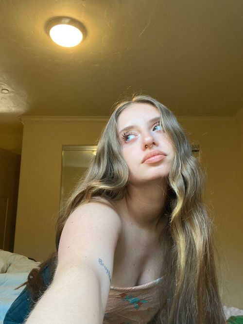 @whorechataaa