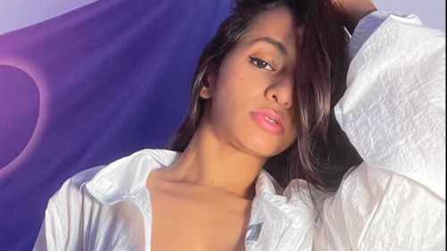 @qishart nude qishart nude