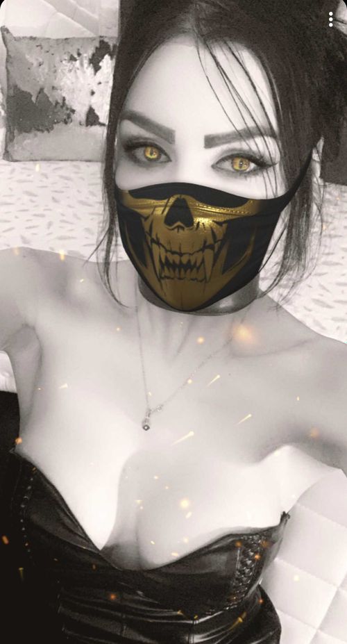@queen_scorpi