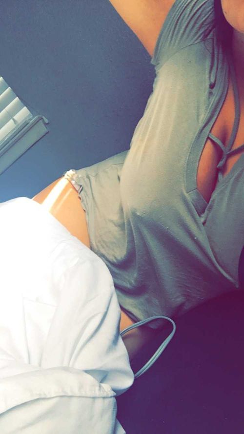 @queen_v_tx nude queen_v_tx nude