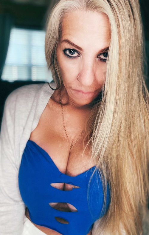 @queenleebo