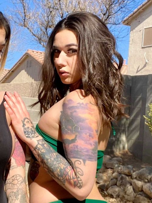 @remixxrose