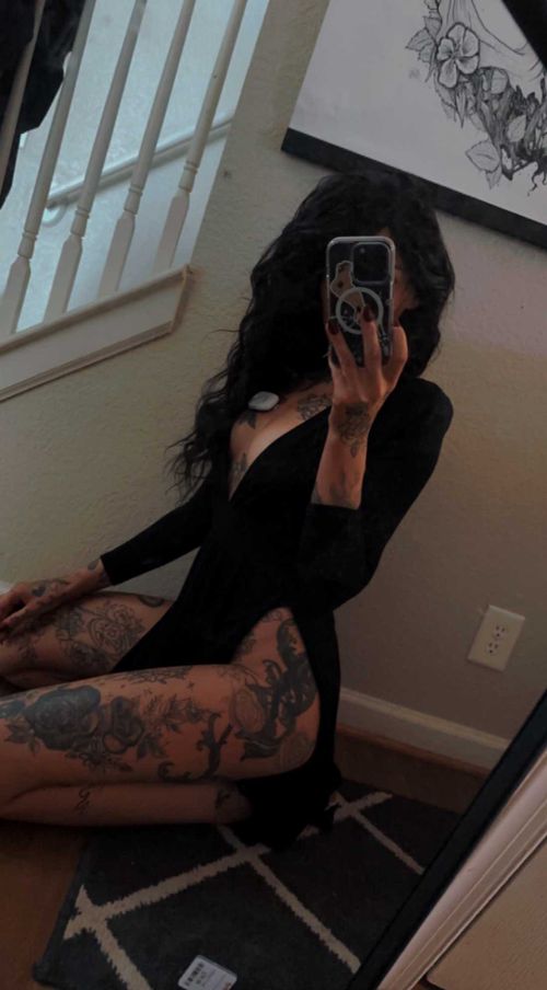 @riley_moon94
