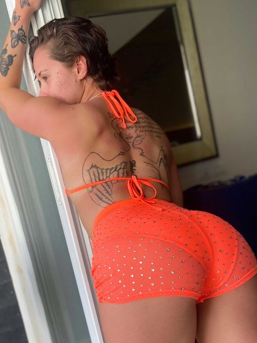 @rileywantsmore