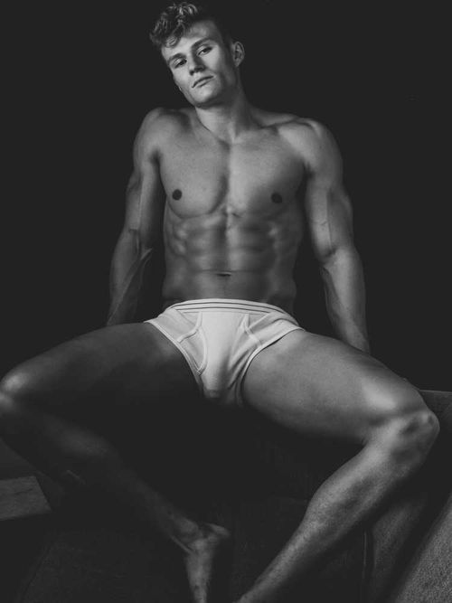 @rippedadonis nude rippedadonis nude