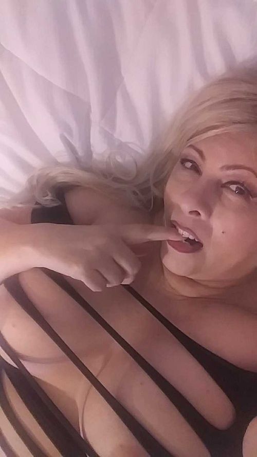 @roxyroxy1968