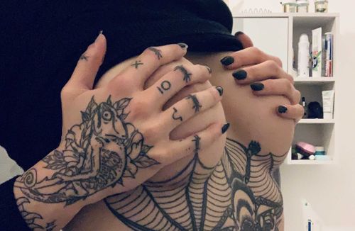 sallydinosaur nude