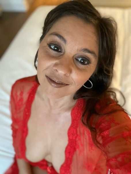 @salmadenora