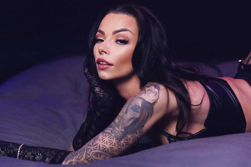 @sexual_sara