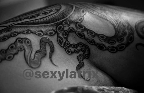 @sexylatrix_free