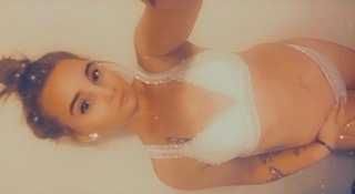 @sexywifey1913 nude sexywifey1913 nude