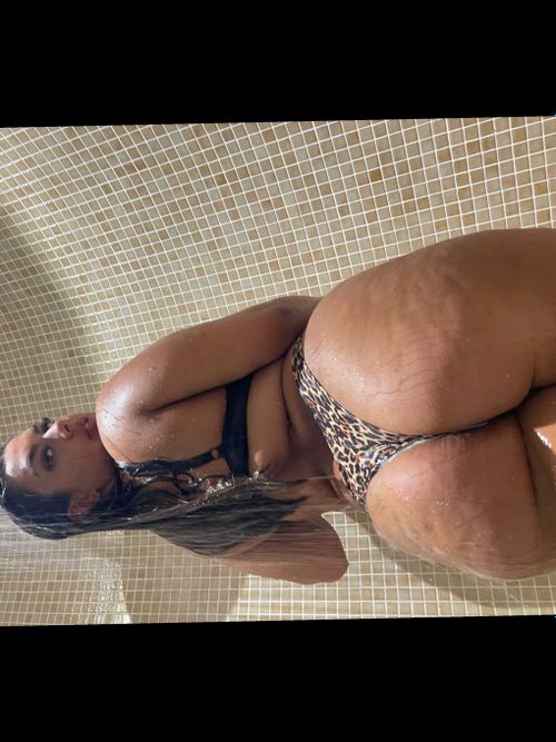 @shaz_bxxo nude shaz_bxxo nude