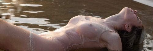 sheis_bond nude