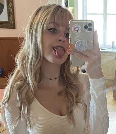 @shyphoebefree