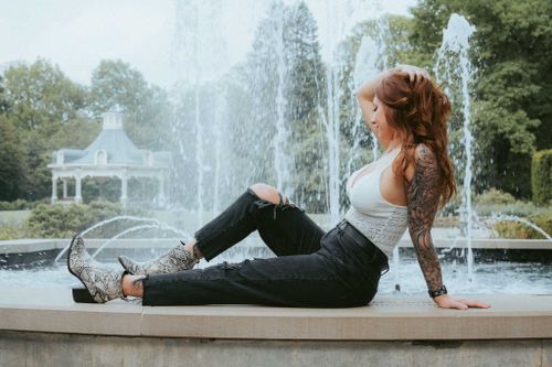 @slxttytattooedwife nude slxttytattooedwife nude