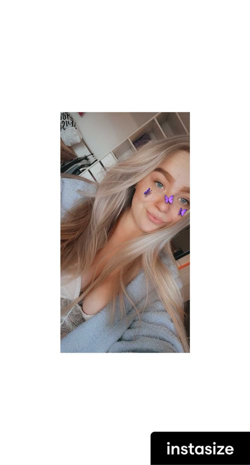 @smallassblondie